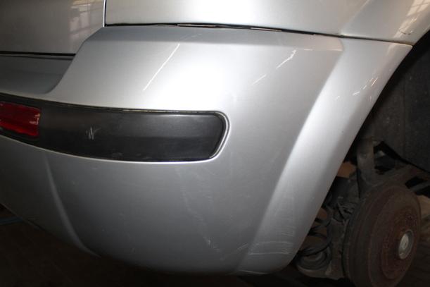 Foto: STOSSFÄNGER / STOßSTANGE HINTEN ( PLURIEL ) eines Citroen C3 Pluriel 1.4