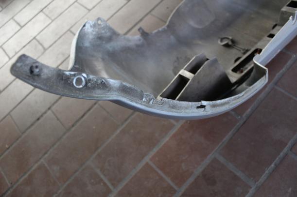 Foto: STOSSFÄNGER / STOßSTANGE HINTEN ( PLURIEL ) eines Citroen C3 Pluriel 1.4