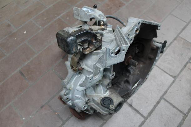Foto: SCHALTGETRIEBE 5 GANG ( BVM5 ) eines Citroen C3 Pluriel 1.4