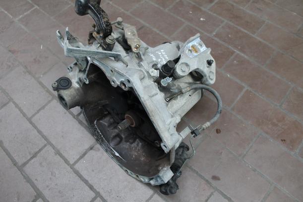 Foto: SCHALTGETRIEBE 5 GANG ( BVM5 ) eines Citroen C3 Pluriel 1.4