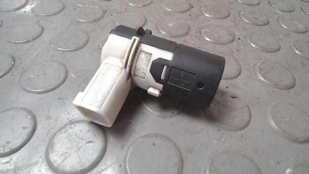 Foto: PDC SENSOR/ EINPARKSENSOR eines Citroen C4 1.4 16V