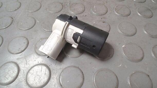 Foto: PDC SENSOR/ EINPARKSENSOR eines Citroen C4 1.4 16V