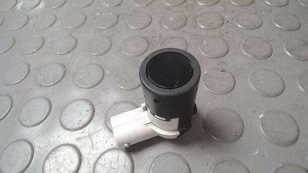 Foto: PDC SENSOR/ EINPARKSENSOR eines Citroen C4 1.4 16V