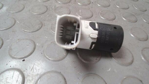 Foto: PDC SENSOR/ EINPARKSENSOR eines Citroen C4 1.4 16V
