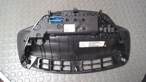 Foto: TACHOEINHEIT eines Citroen C4 1.4 16V