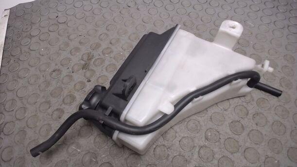 Foto: AUSGLEICHSBEHÄLTER / KÜHLMITTELBEHÄLTER eines Hyundai Getz 1.1