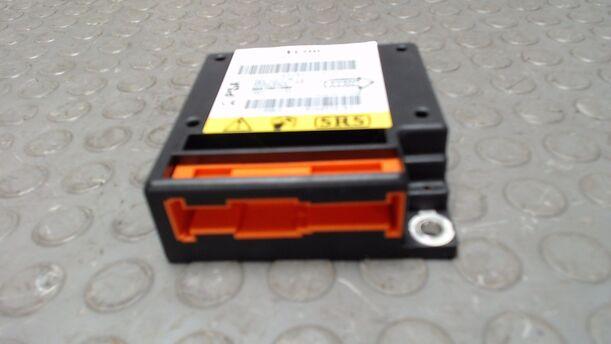 Foto: AIRBAGSTEUERGERÄT eines Citroen C3 Pluriel 1.4