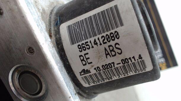 Foto: HAUPTBREMSAGGREGAT ABS eines Citroen C3 Pluriel 1.4