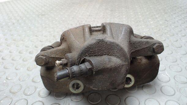 Foto: BREMSSATTEL VORN LINKS eines Citroen C3 Pluriel 1.4
