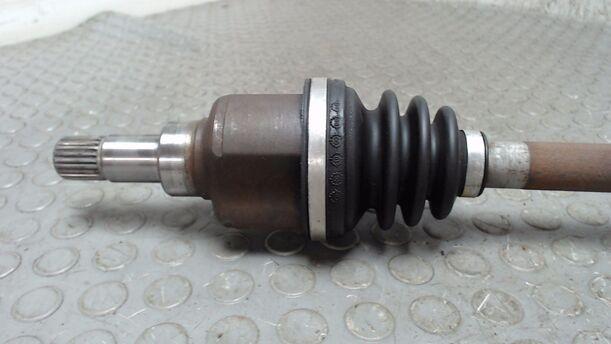 Foto: ANTRIESBWELLE LINKS eines Citroen C3 Pluriel 1.4