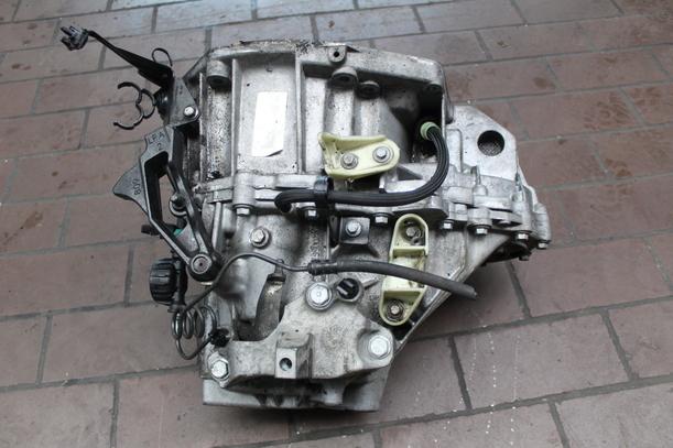 Foto: SCHALTGERIEBE 6-GANG (UNGEPRÜFT) eines Renault Scenic dCi 130 FAP