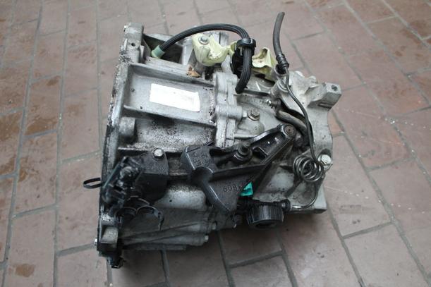 Foto: SCHALTGERIEBE 6-GANG (UNGEPRÜFT) eines Renault Scenic dCi 130 FAP
