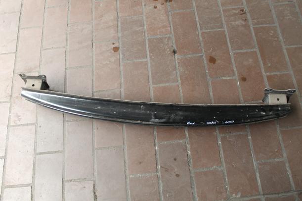 Foto: VERSTÄRKUNG HINTEN eines VW Eos 2.0 FSI