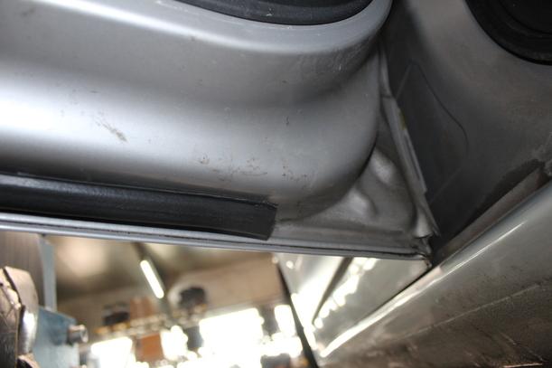 Foto: TÜR HINTEN LINKS eines Citroen C3 Picasso HDi 90 FAP I-WAY +