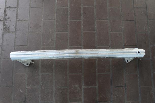 Foto: VERSTÄRKUNG HINTEN eines Citroen C3 Picasso HDi 90 FAP I-WAY +