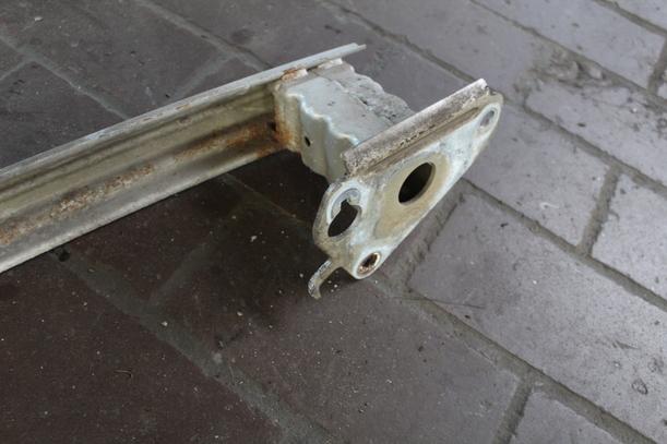 Foto: VERSTÄRKUNG HINTEN eines Citroen C3 Picasso HDi 90 FAP I-WAY +