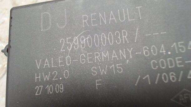 Foto: STEUERGERÄT PDC eines Renault Scenic dCi 130 FAP I-WAY +