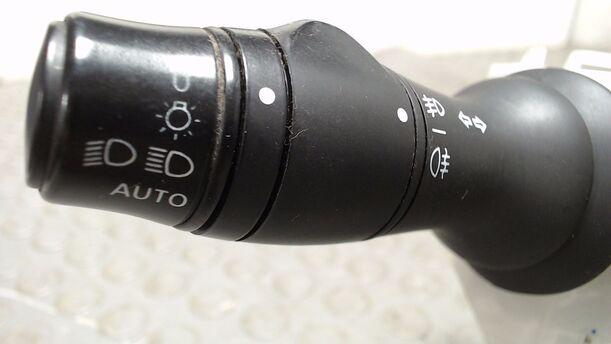 Foto: KOMBISCHALTER / LENKSTOCKSCHALTER eines Renault Scenic dCi 130 FAP I-WAY +