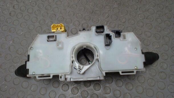 Foto: KOMBISCHALTER / LENKSTOCKSCHALTER eines Renault Scenic dCi 130 FAP I-WAY +