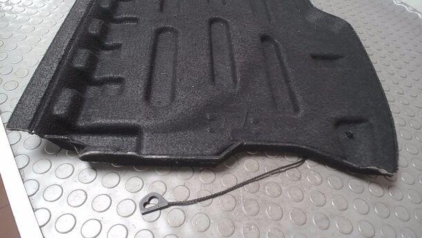 Foto: HUTABLAGE (4/5-Türer) eines Citroen C4 1.4 16V I-WAY +