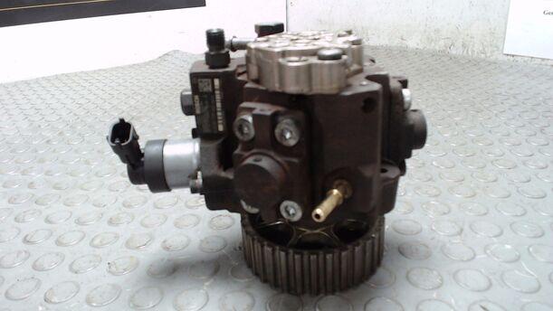 Foto: DIESELHOCHDRUCKPUMPE eines Renault Scenic dCi 130 FAP I-WAY +