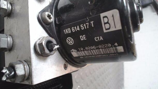 Foto: HAUPTBREMSAGGREGAT ABS eines VW Eos 2.0 FSI