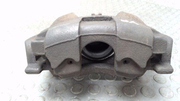 Foto: BREMSSATTEL VORN RECHTS eines Renault Scenic dCi 130 FAP