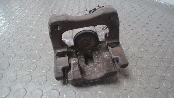 Foto: BREMSSATTEL HINTEN RECHTS ( TRW / 255mm BREMSSCHEIBEN ) eines VW Eos 2.0 FSI