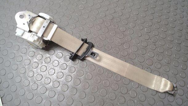 Foto: SICHERHEITSGURT HINTEN RECHTS ( BEIGE ) eines VW Eos 2.0 FSI