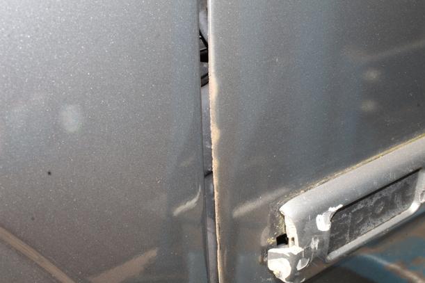 Foto: TÜR VORN LINKS ( 2/3 TÜRER ) eines Opel Astra 2.0 DTI