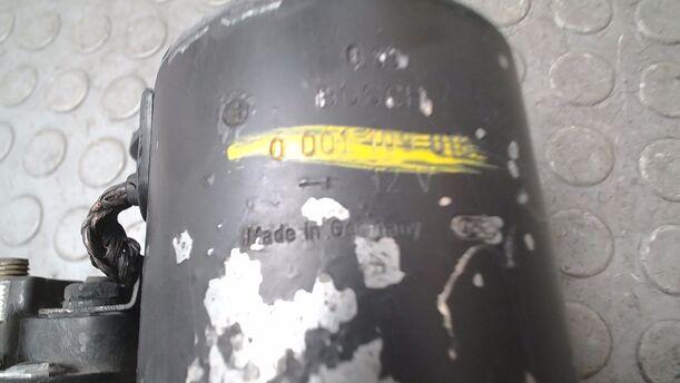 Foto: ANLASSER / STARTER  BOSCH eines Opel Astra 2.0 DTI