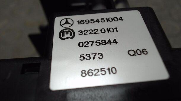 Foto: LICHTSCHALTER eines Mercedes-Benz A 150