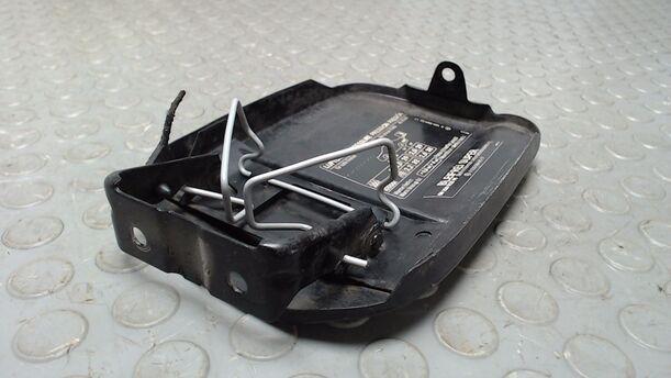 Foto: TANKKLAPPE / TANKDECKEL eines Mercedes-Benz A 150