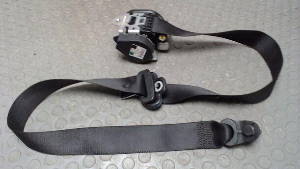 Foto: SICHERHEITSGURT VORN RECHTS eines Mercedes-Benz A 150