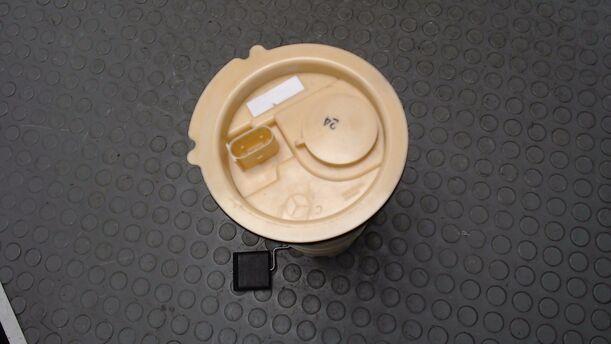 Foto: KRAFTSTOFFPUMPE eines Mercedes-Benz A 150