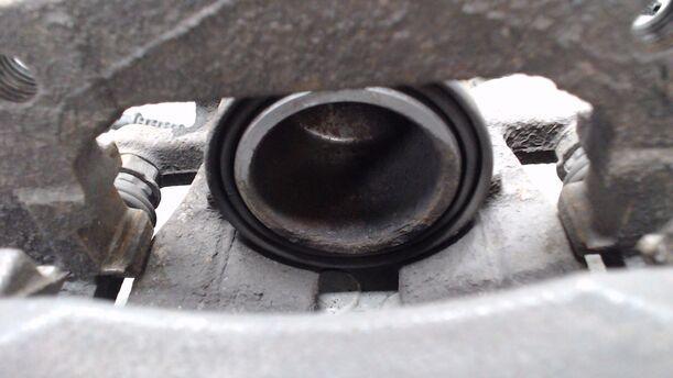 Foto: BREMSSATTEL VORN RECHTS eines Mercedes-Benz A 150