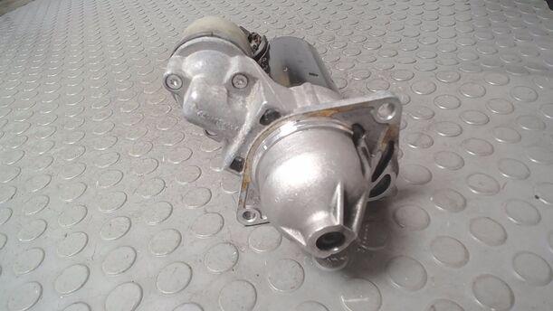 Foto: ANLASSER / STARTER  BOSCH eines Opel Corsa 1.2 16V (ecoFLEX) Easytronic