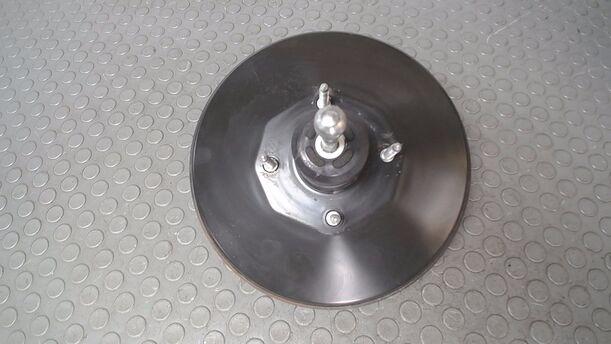 Foto: BREMSKRAFTVERSTÄRKER eines Opel Corsa 1.2 16V (ecoFLEX) Easytronic