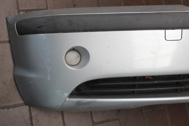 Foto: STOSSFÄNGER/ STOßSTANGE VORN ( LIMOUSINE ) eines BMW 318i