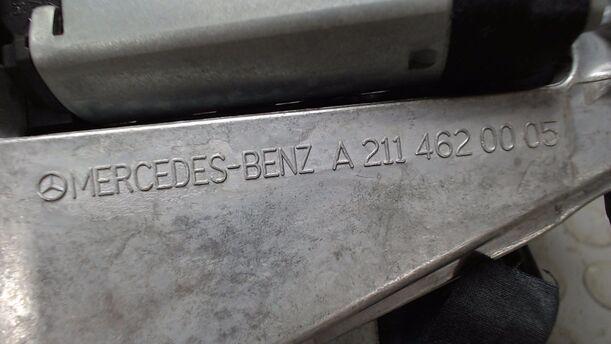 Foto: LENKSPINDEL / LENKSÄULE eines Mercedes-Benz E 320 CDI 4Matic Automatik