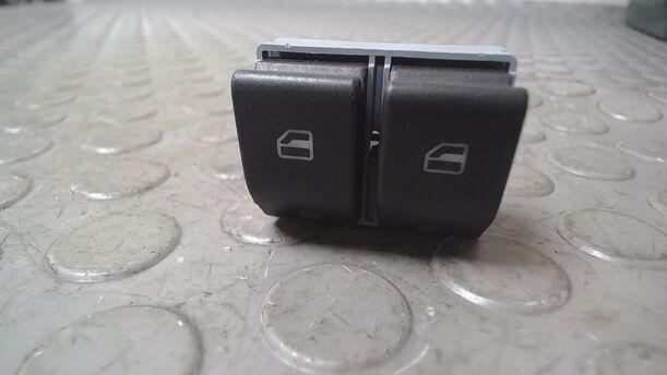 Foto: FENSTERHEBERSCHALTER eines Seat Ibiza 1.4 TDI