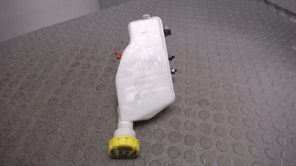 Foto: HAUPTBREMSZYLINDER eines Citroen C3 Picasso HDi 90 FAP