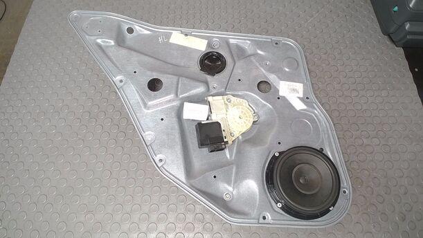 Foto: FENSTERHEBER ELKTRISCH HINTEN LINKS eines Seat Ibiza 1.4 TDI