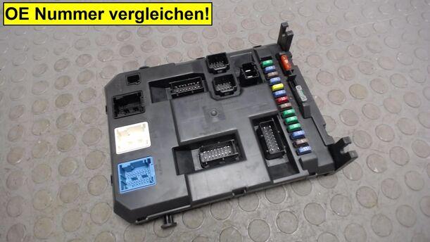 Foto: ZENTRALELEKTRIK / SICHERUNGSKASTEN eines Citroen C3 Picasso HDi 90 FAP GL