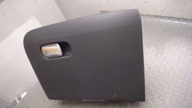 Foto: lHANDSCHUHFACH eines Citroen C3 Picasso HDi 90 FAP GL