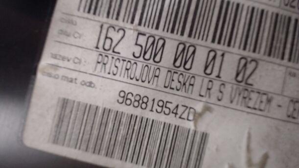Foto: lHANDSCHUHFACH eines Citroen C3 Picasso HDi 90 FAP GL
