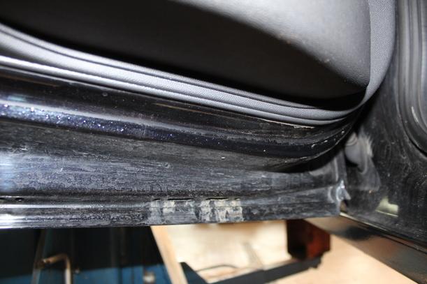 Foto: TÜR HINTEN LINKS eines Opel Corsa 1.0 12V GL