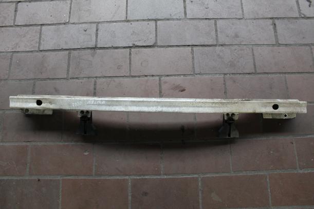 Foto: VERSTÄRKUNG HINTEN eines Opel Corsa 1.0 12V GL