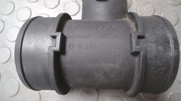 Foto: LUFTMASSENMESSER BOSCH eines Opel Corsa 1.0 12V GL