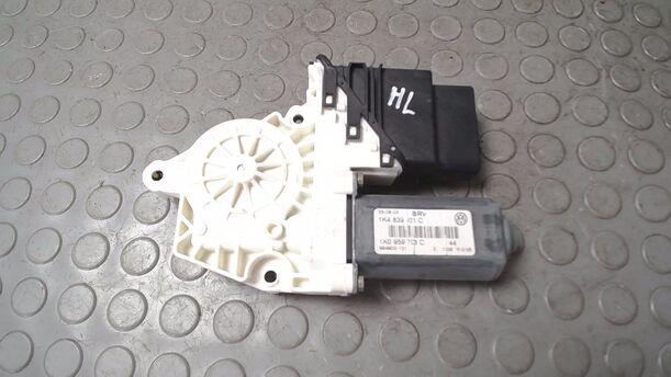 Foto: FENSTERHEBERMOTOR HINTEN LINKS eines VW Golf 1.6 FSI GL